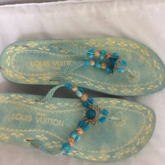 🌟🌸HOST PICK 🌟🌸 NWOT Louis Vuitton Sandals Thong/Slide Shoes US Size 9 - Picture 4 of 7